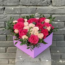 Цветочная композиция из Розы в коробке в Денежниково