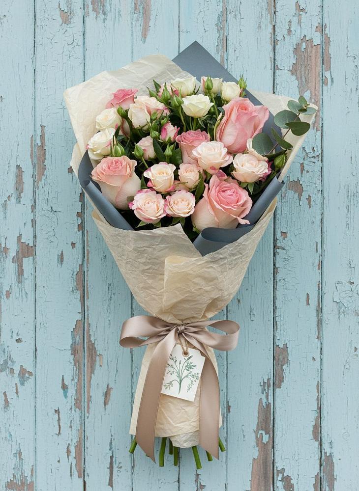 Букет цветов из: Розы в Денежниково