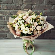 Букет цветов из:  Альстромерии, Розы и Хризантемы в Денежниково