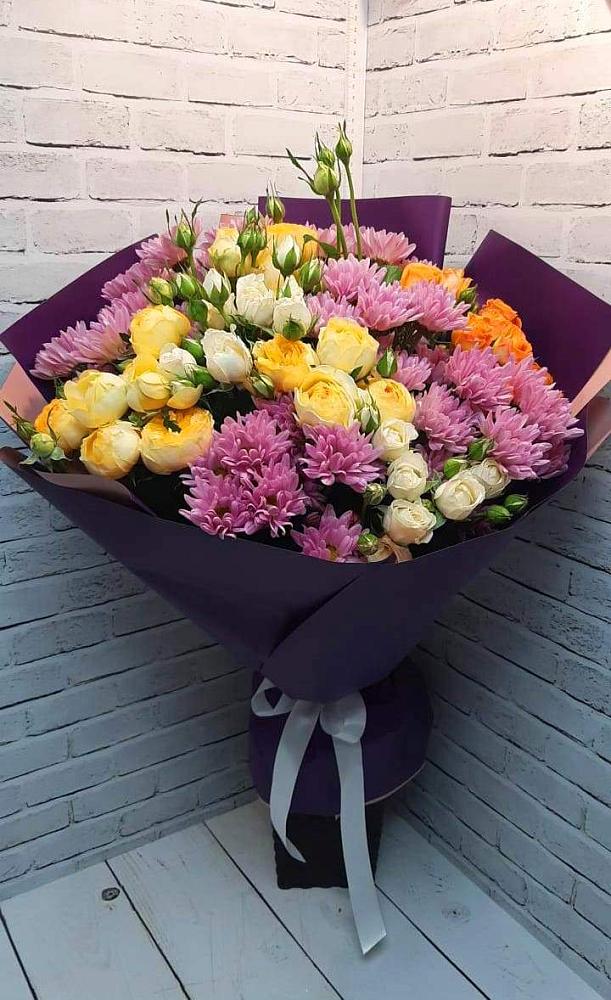 Букет цветов из: Хризантемы и Розы в Денежниково