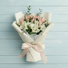 Букет цветов из:  Альстромерии #REPLACE_PRED# Денежниково