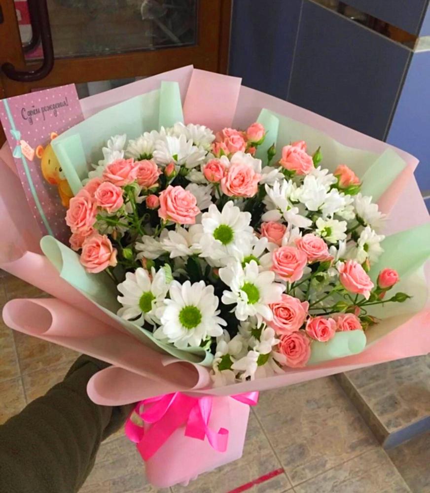 Букет цветов из: Розы и Хризантемы в Денежниково