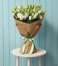 Букет цветов из:  Лизиантусы в Денежниково