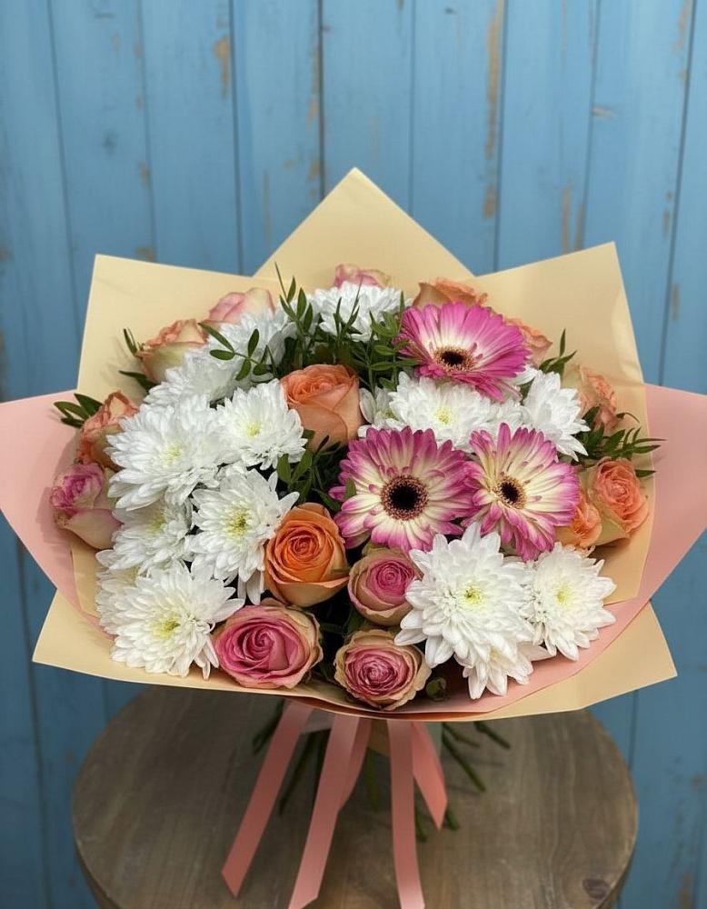 Букет цветов из: Розы, Герберы и Хризантемы в Денежниково