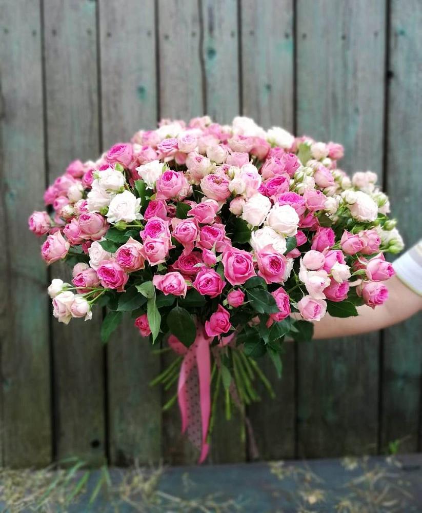 Букет Розовые кустовые розы Натали и Лав Лидия в Денежниково