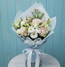 Букет цветов из:  Розы и Лизиантусы в Денежниково