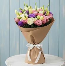 Букет цветов из:  Лизиантусы в Денежниково